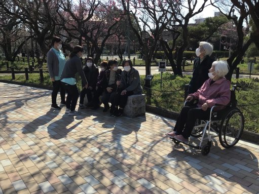 外出レク梅林公園🚗😄等々