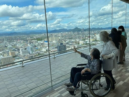 岐阜県庁舎の展望ロビーに外出してきました