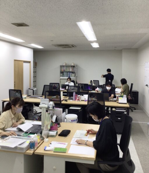 新事務所＆新入職員紹介