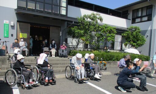 お神輿でワッショイ！