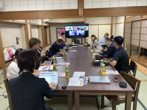 現場の声を、国の力に